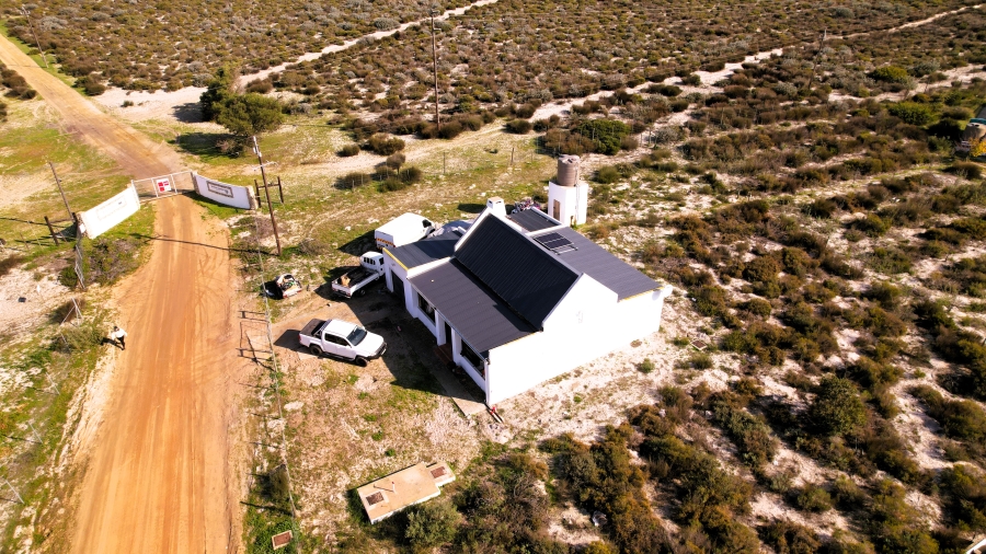 5 Bedroom Property for Sale in Hopefield Western Cape